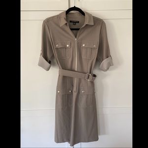 Gray zip up belted trench midi dress size 4